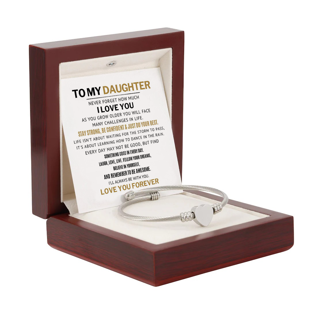 To my Daughter - Heart bracelet - Gold