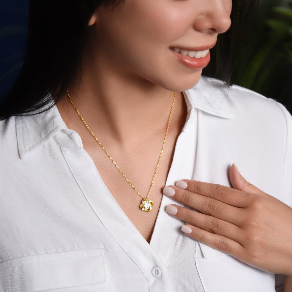 To My Daughter – Unbreakable Bond Necklace
