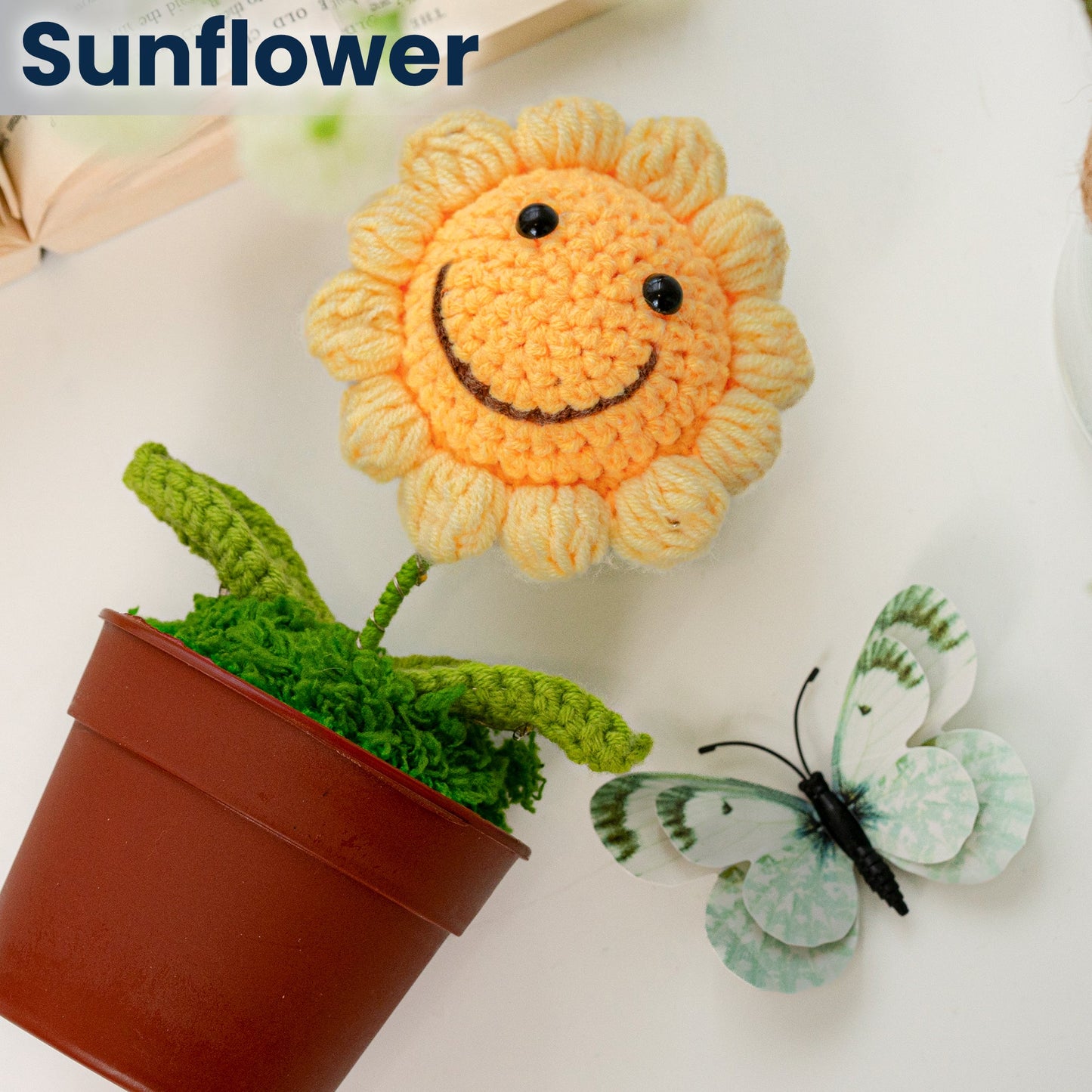 Besties Forever - Personalized Crochet Flower Lamp