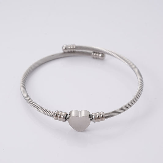 UIONEN Heart Charm Cable Bangle Bracelets for Daily Wear & Romantic Gifts