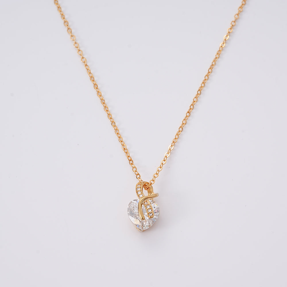 UIONEN Gold Heart Cubic Zirconia Pendant Necklaces for Daily Wear & Delicate Styling