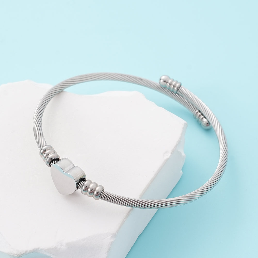 UIONEN Heart Charm Cable Bangle Bracelets for Daily Wear & Romantic Gifts