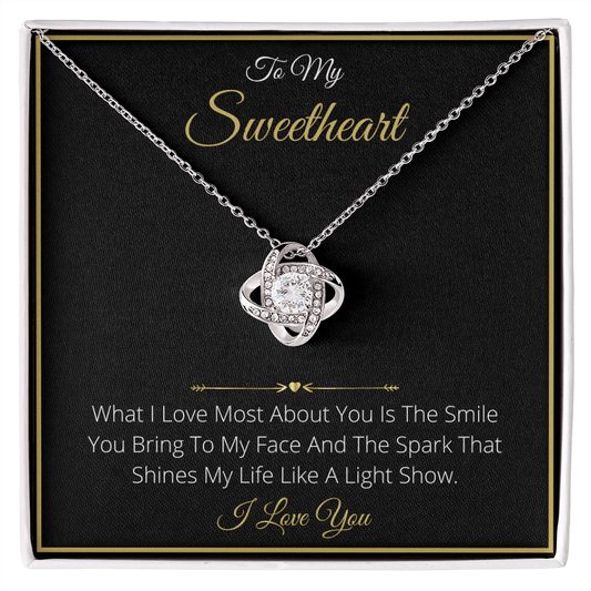 Love Knot Necklace 02