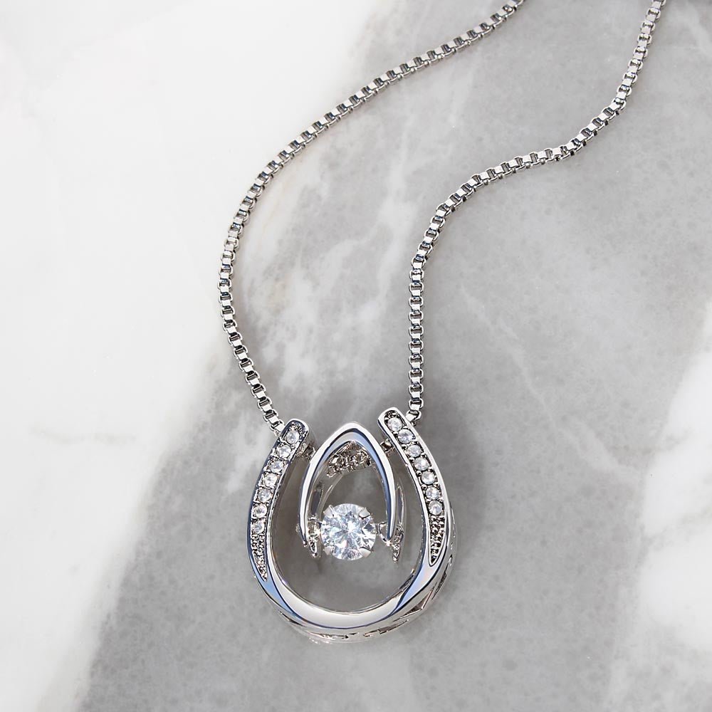 Meaningful Apology Gift for Wife or Girlfriend-Lucky in love neacklace-Gift to Win Her Back